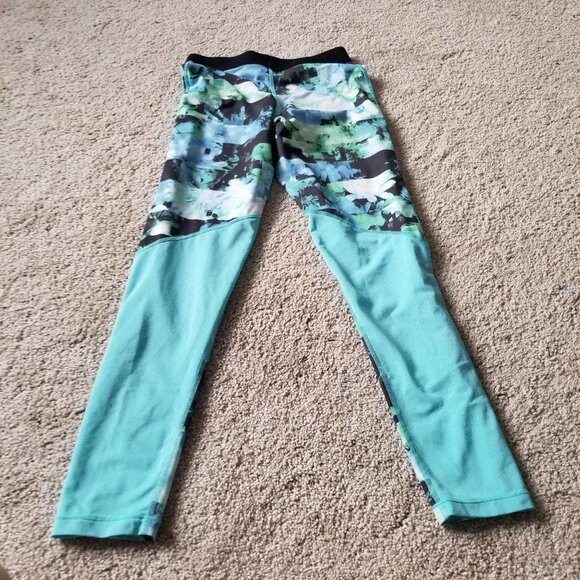 Nike Girls L Dri-Fit Abstract Print Leggings XS Multicolor - Picture 3 of 3